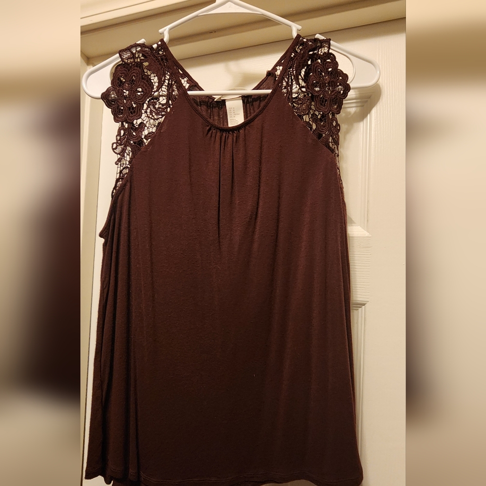 H&M, Medium, Burgundy, sleeveless blouse